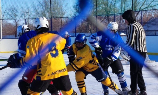 Хоккеисты – на пути к финалу