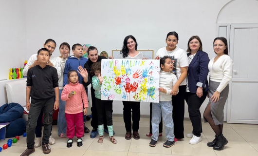 Мир ярче, когда мы рядом