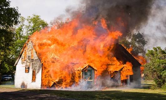 «После пожара жизнь восстанавливается в нашем доме…»