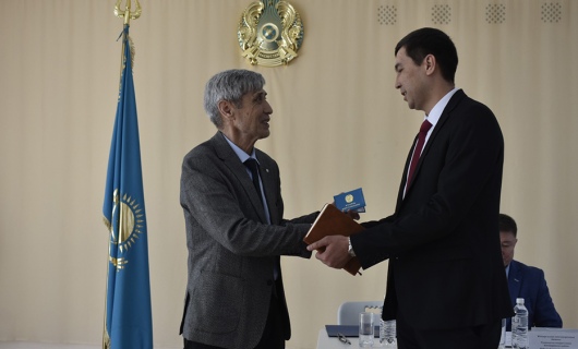 По итогам выборов Кайрат Жиналинов был избран акимом Большевистского сельского округа