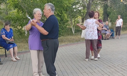 В Житикаре прошла дискотека для старшего поколения