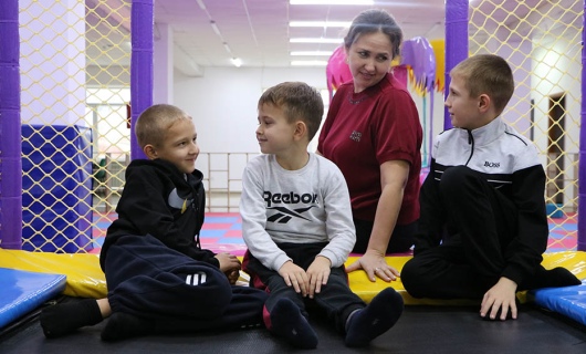 Дома всегда движение